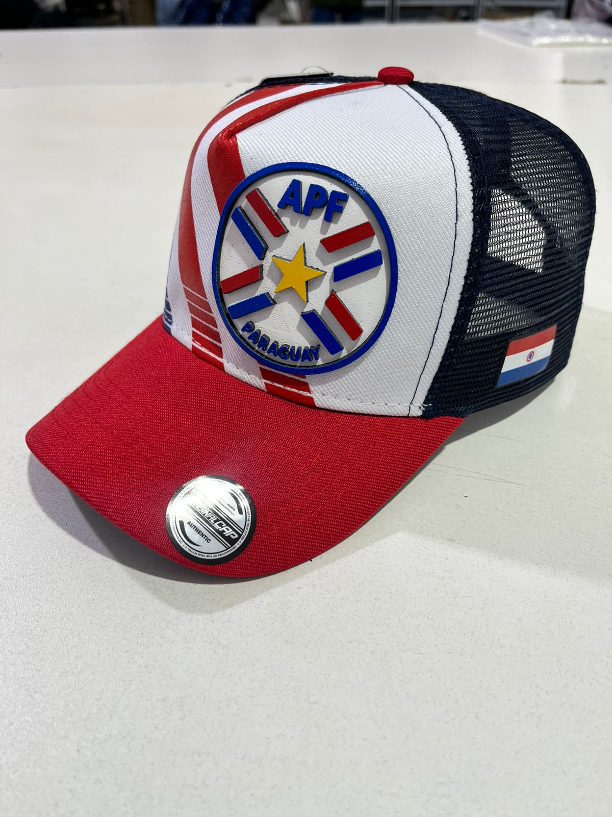 kepis albirroja (kepi004)